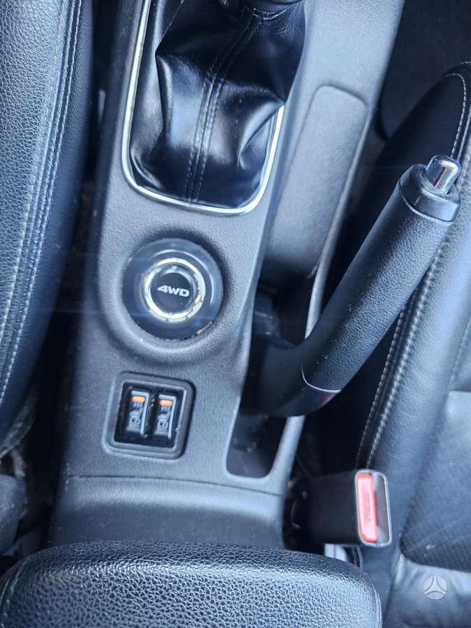 Mitsubishi Outlander 2015 — photo 33