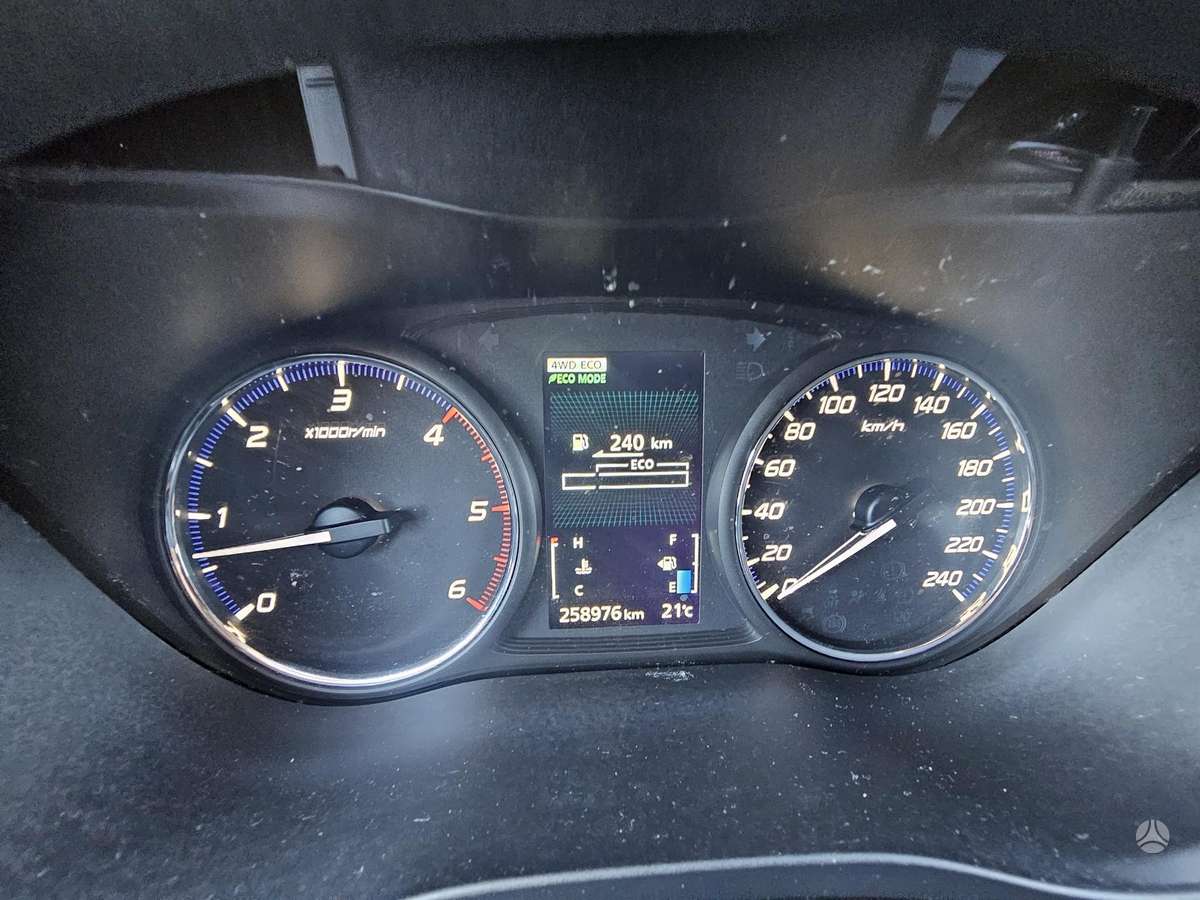 Mitsubishi Outlander 2015 — photo 35