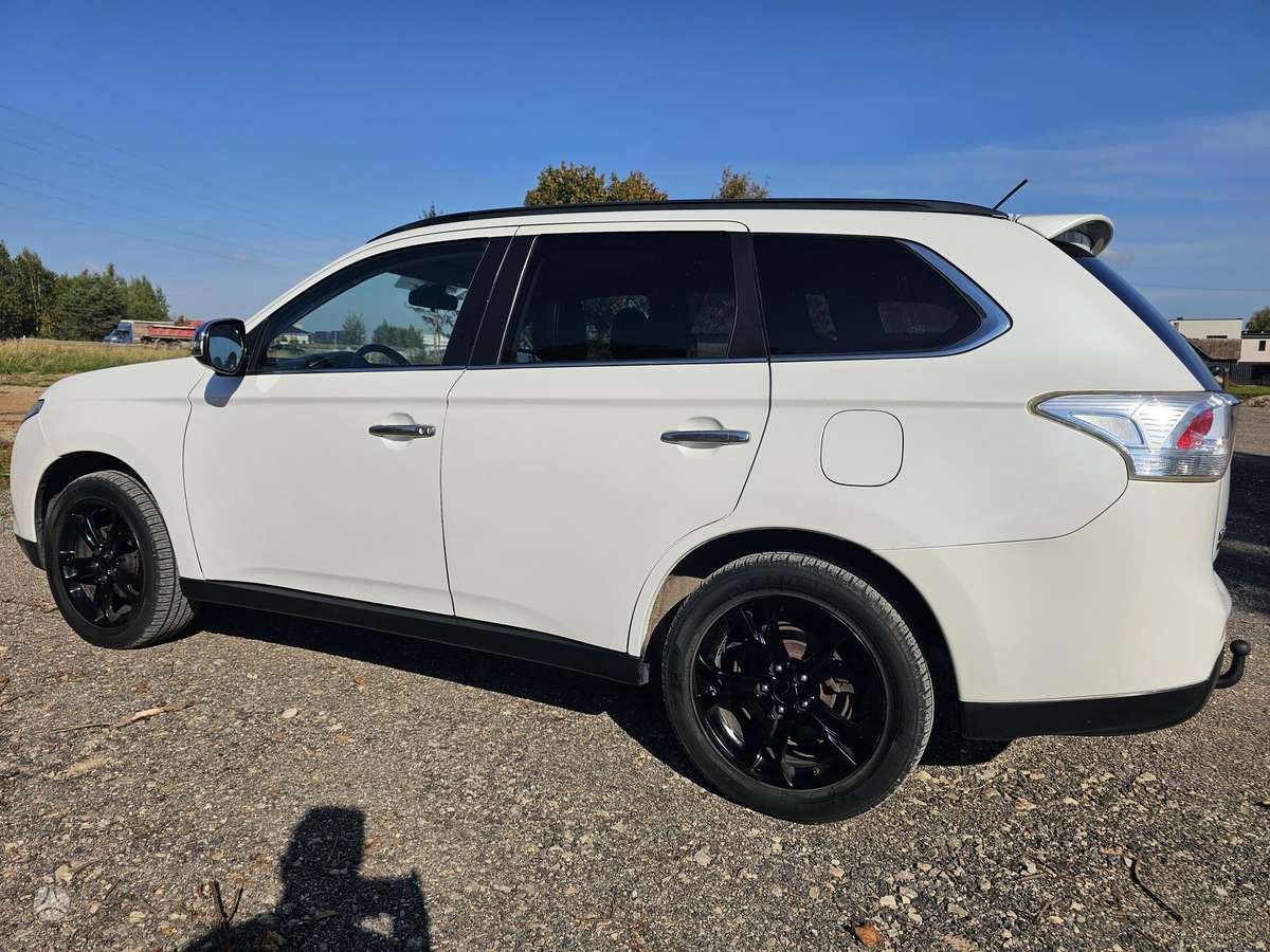 Mitsubishi Outlander 2015 — photo 5