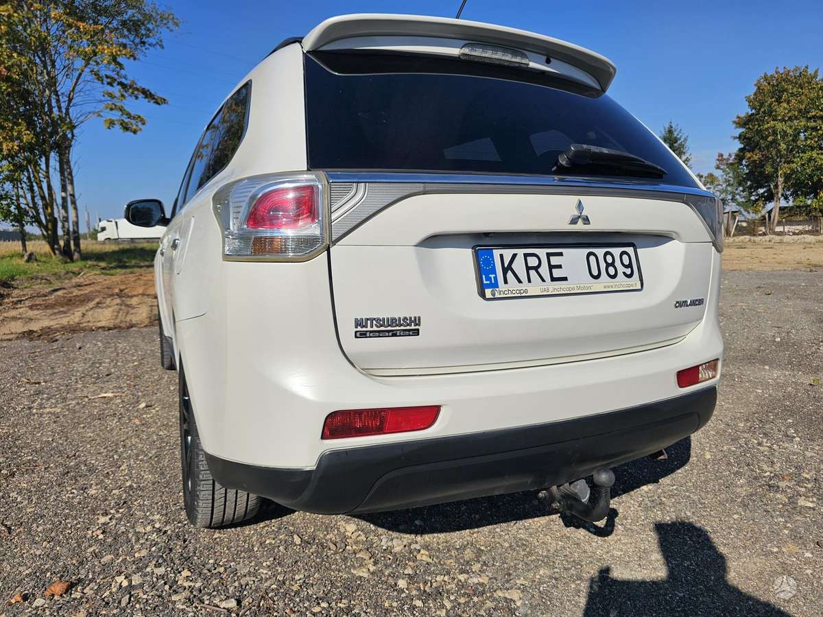 Mitsubishi Outlander 2015 — photo 6