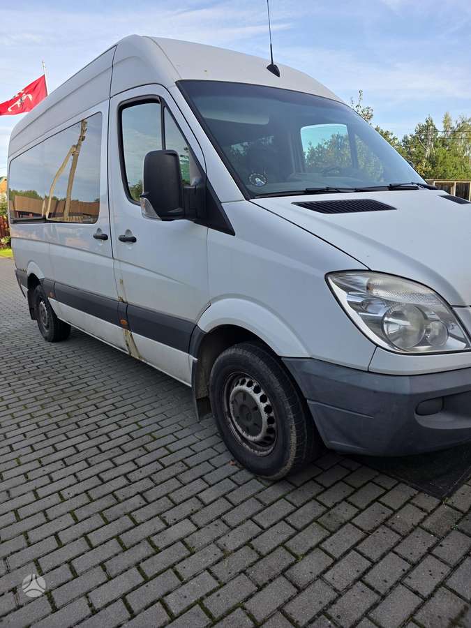 Mercedes-Benz Sprinter 2011 — photo 6
