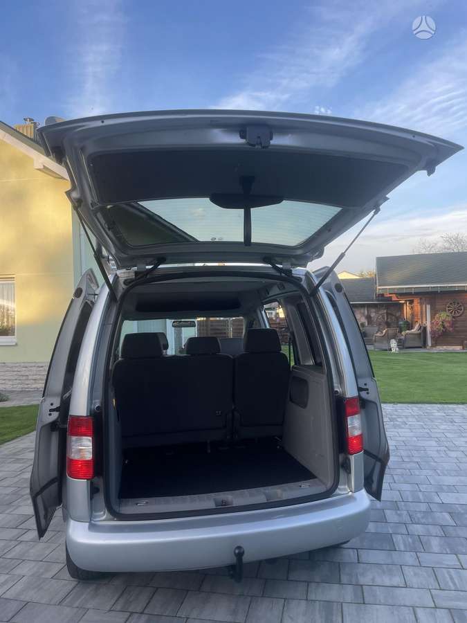 Volkswagen Caddy 2010 — engine 1900 cm³, 105 HP (77kW)