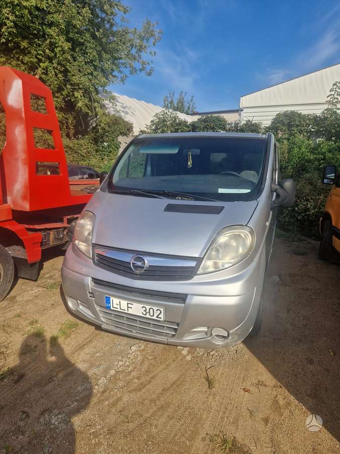 Opel Vivaro 2006 — двигун 2000 cm³, 114 HP (84kW)
