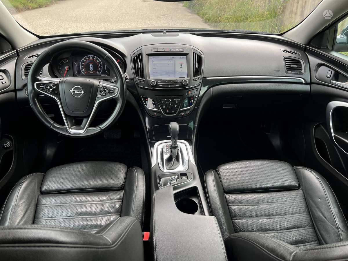 Opel Insignia 2013 — photo 9