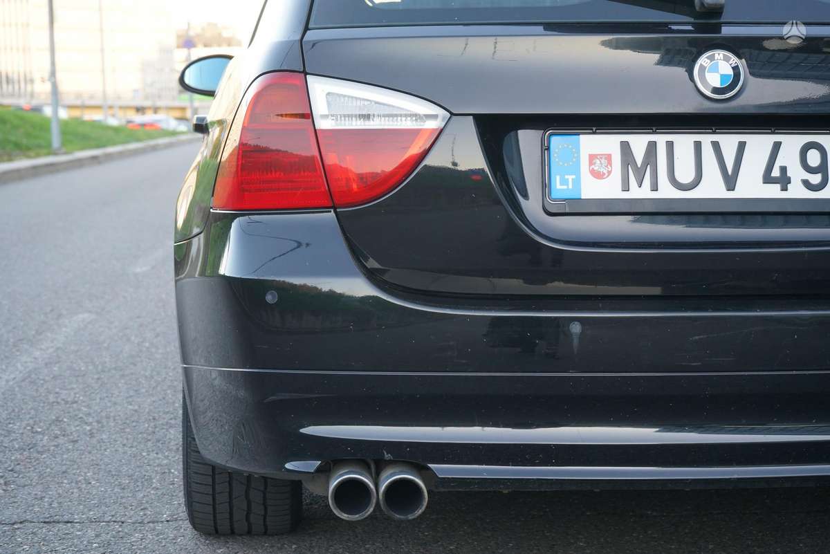 BMW 325 2008 — фото 7