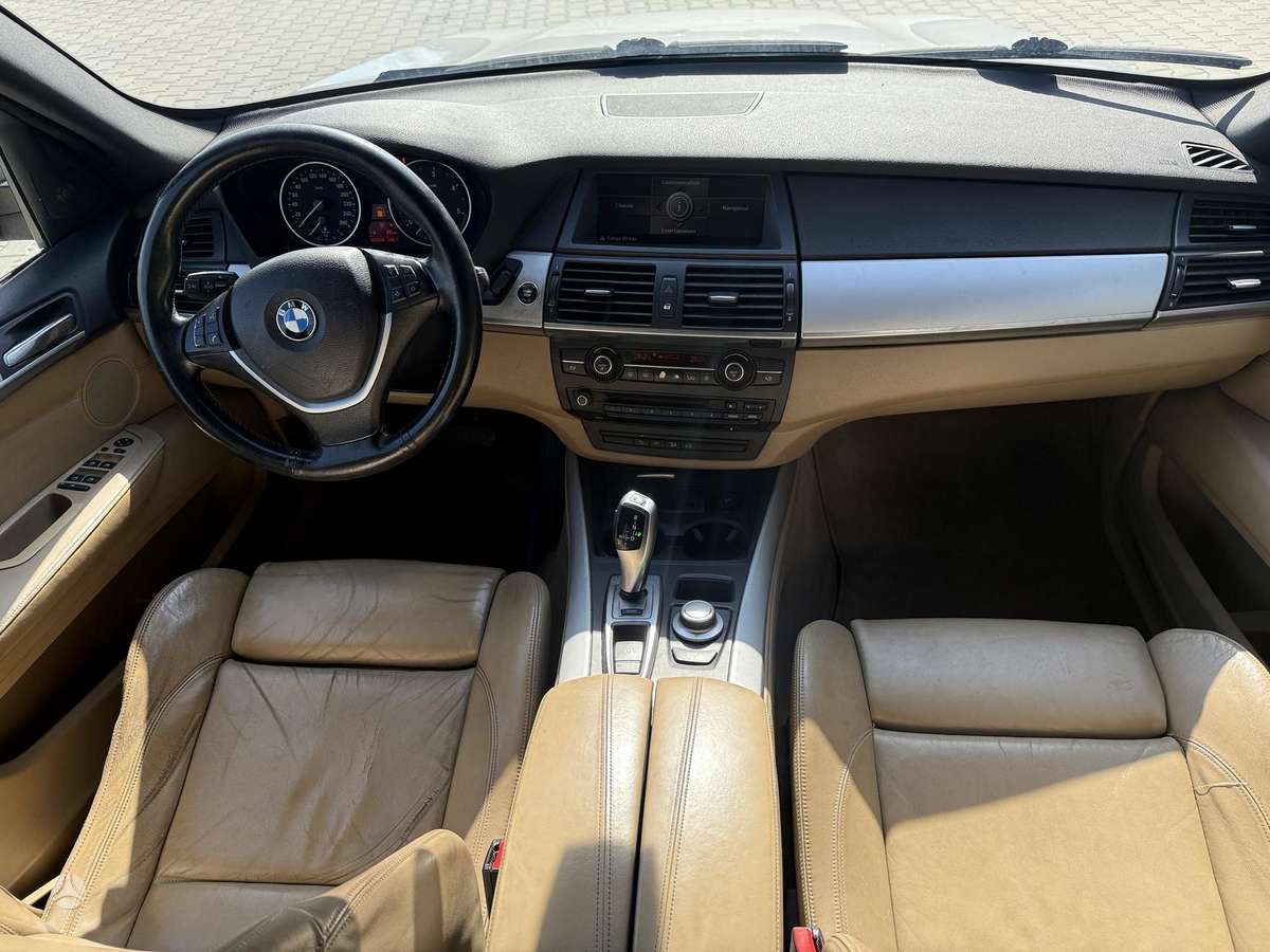 BMW X5 2008 — фото 10