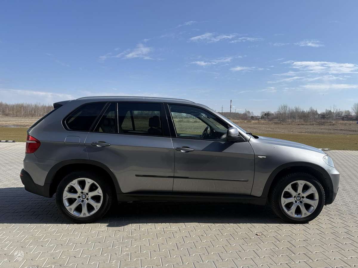 BMW X5 2008 — двигун 2993 cm³, 235 HP (173kW)