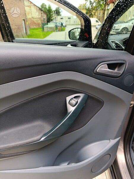 Ford C-MAX 2012 — photo 10