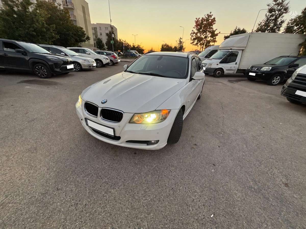 BMW 316 2011 — photo 14