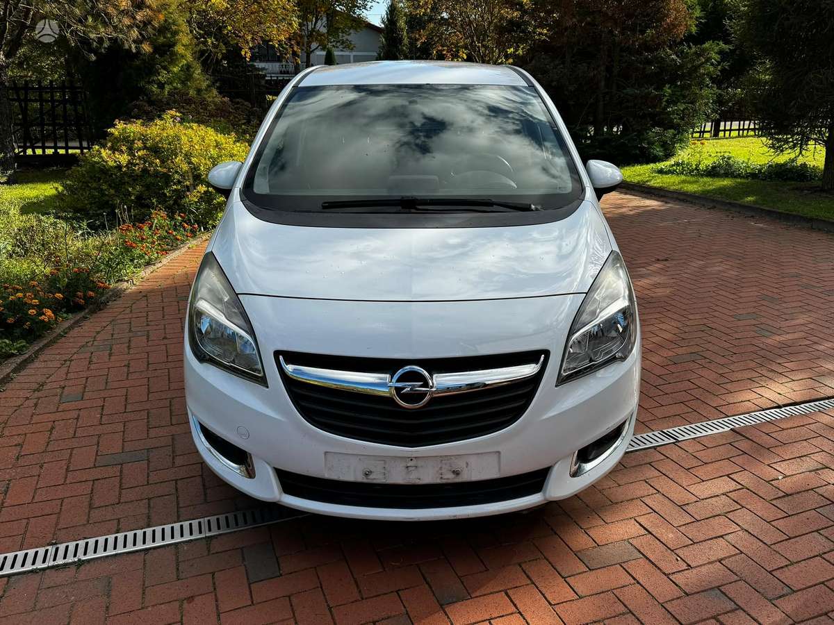 Opel Meriva 2014 — rear view