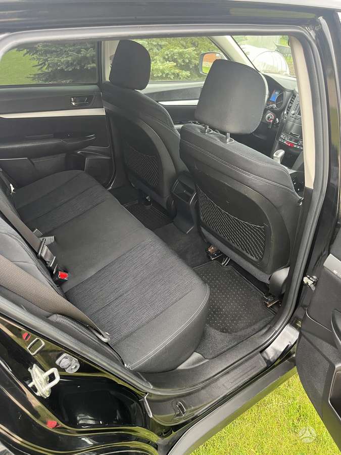 Subaru Outback 2014 — photo 11