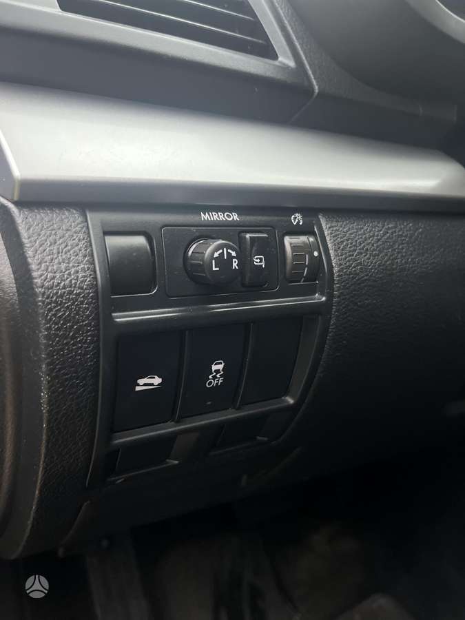 Subaru Outback 2014 — photo 17