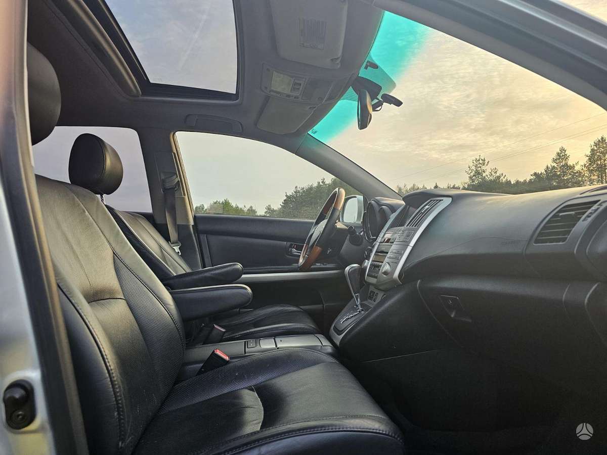 Lexus RX 2006 — photo 12