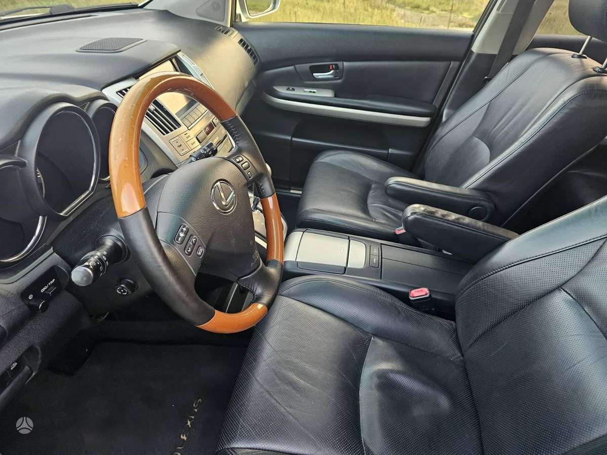 Lexus RX 2006 — photo 14