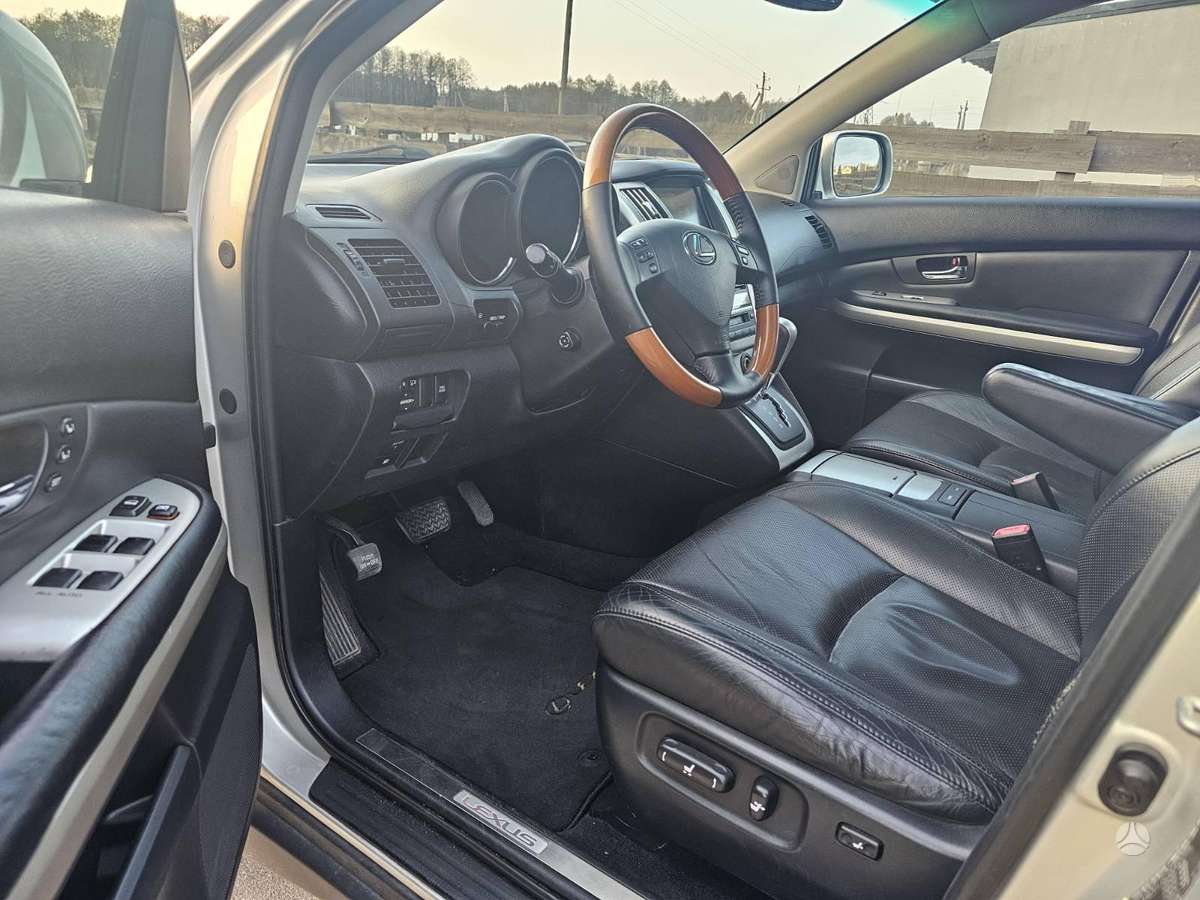 Lexus RX 2006 — photo 8