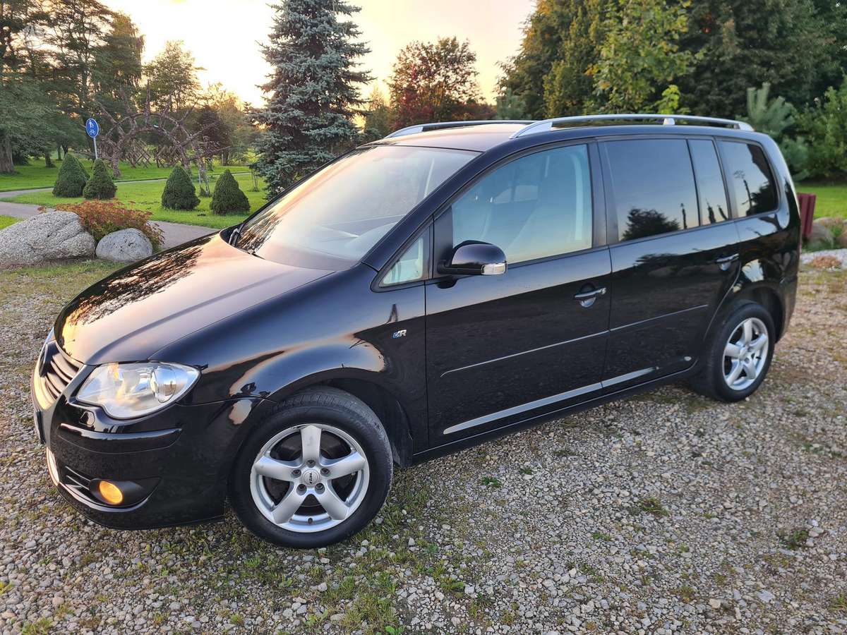 Volkswagen Touran 2009 — photo 5