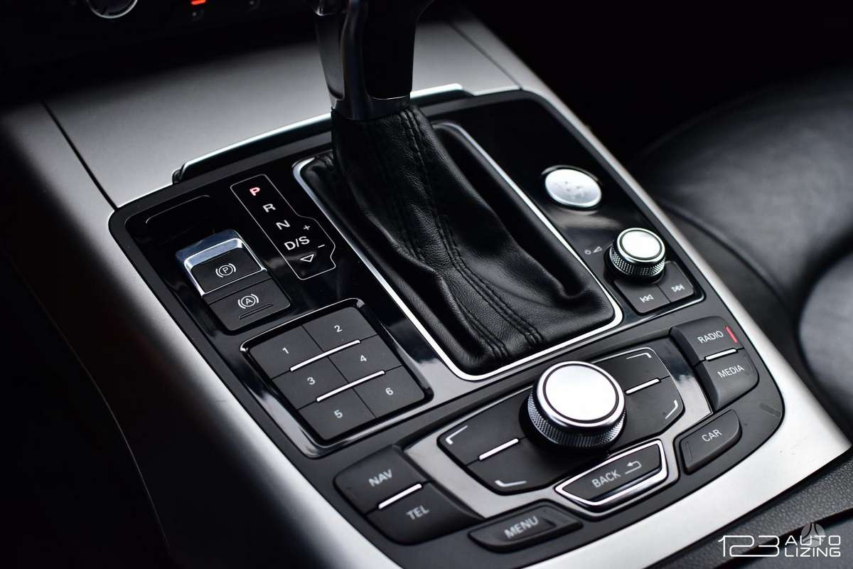 Audi A6 2012 — фото 16
