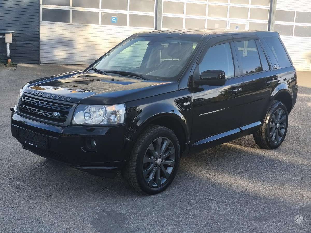 Land Rover, 2012