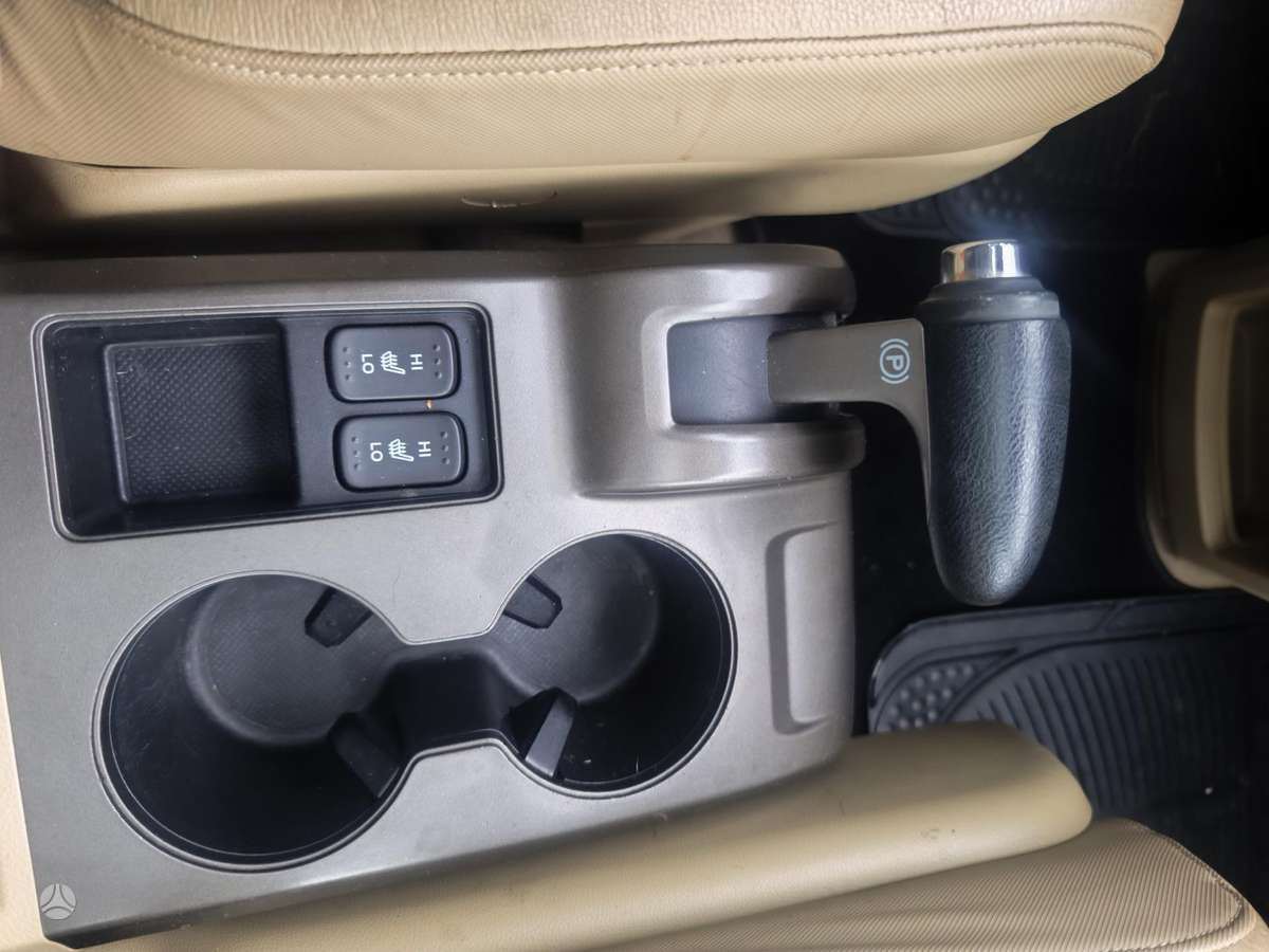 Honda CR-V 2010 — photo 5