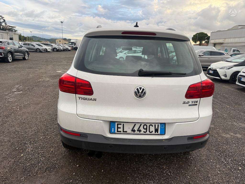 Volkswagen Tiguan 2012 — photo 5