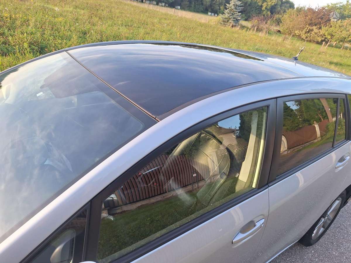Toyota Verso 2015 — photo 10
