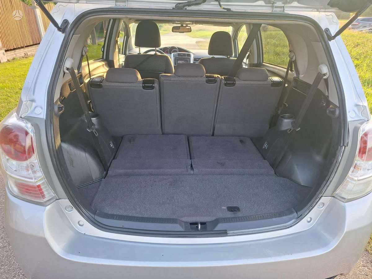 Toyota Verso 2015 — photo 9