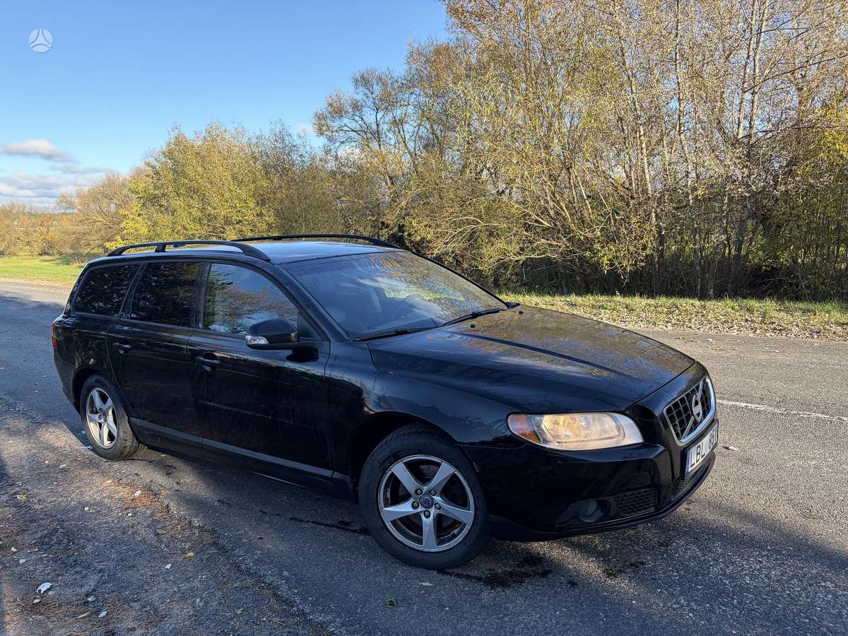Volvo V70 2009 — photo 7