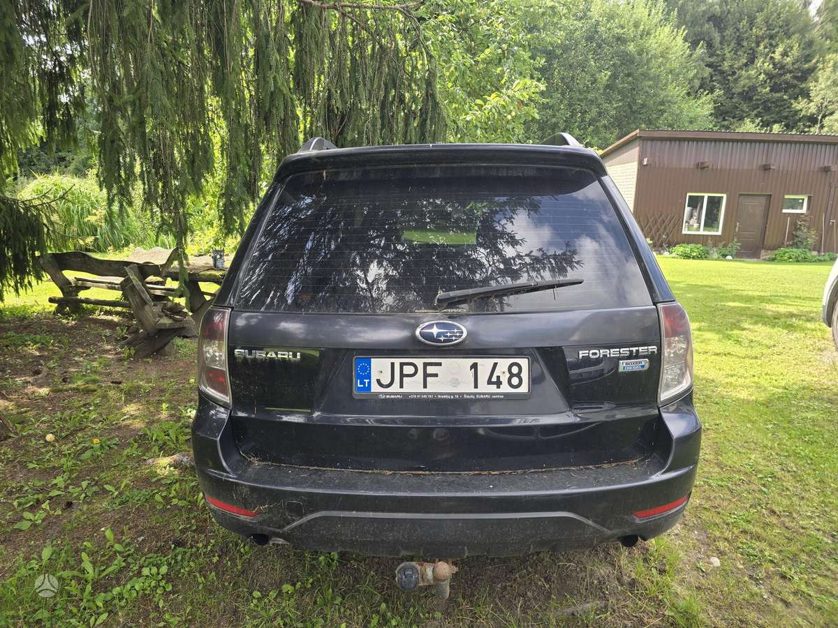 Subaru Forester 2010 — engine 1998 cm³, 147 HP (108kW)