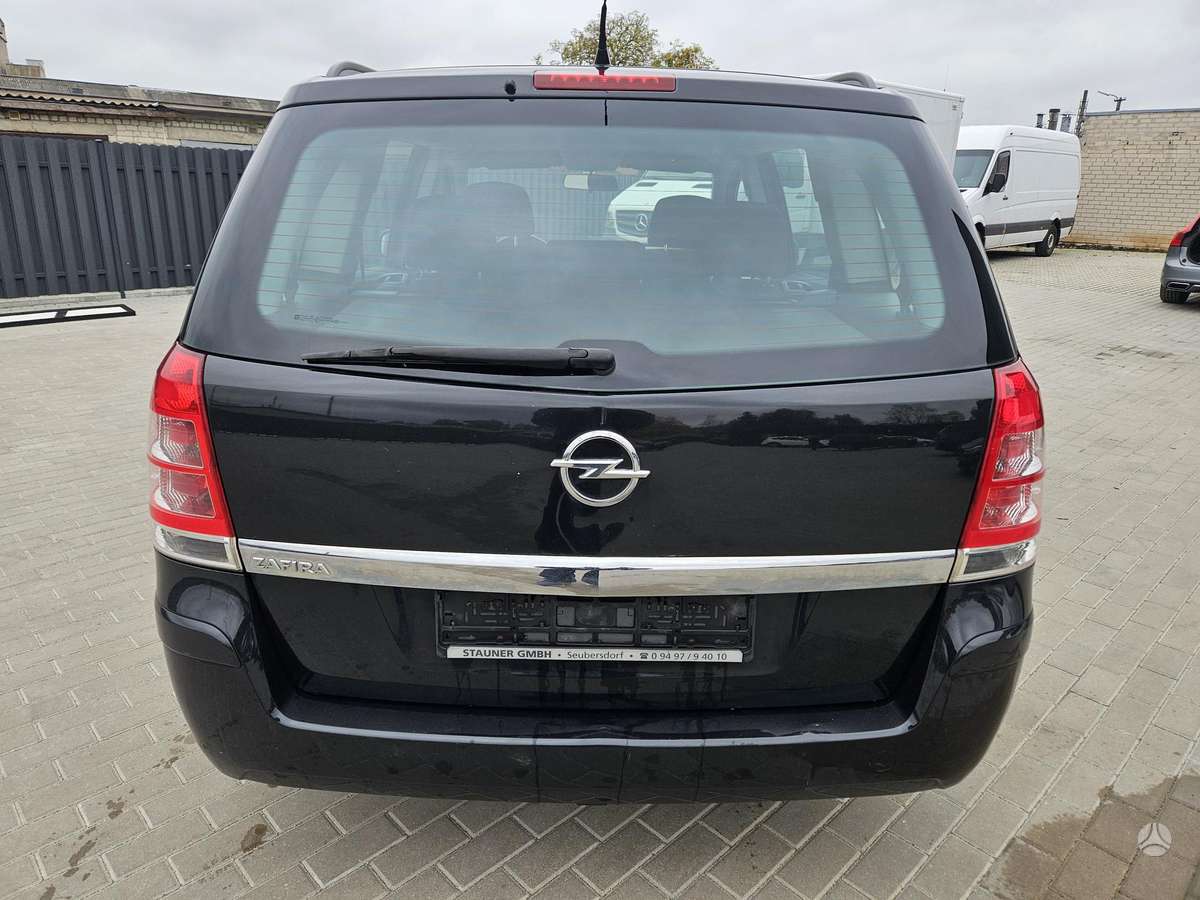 Opel Zafira 2014 — photo 5