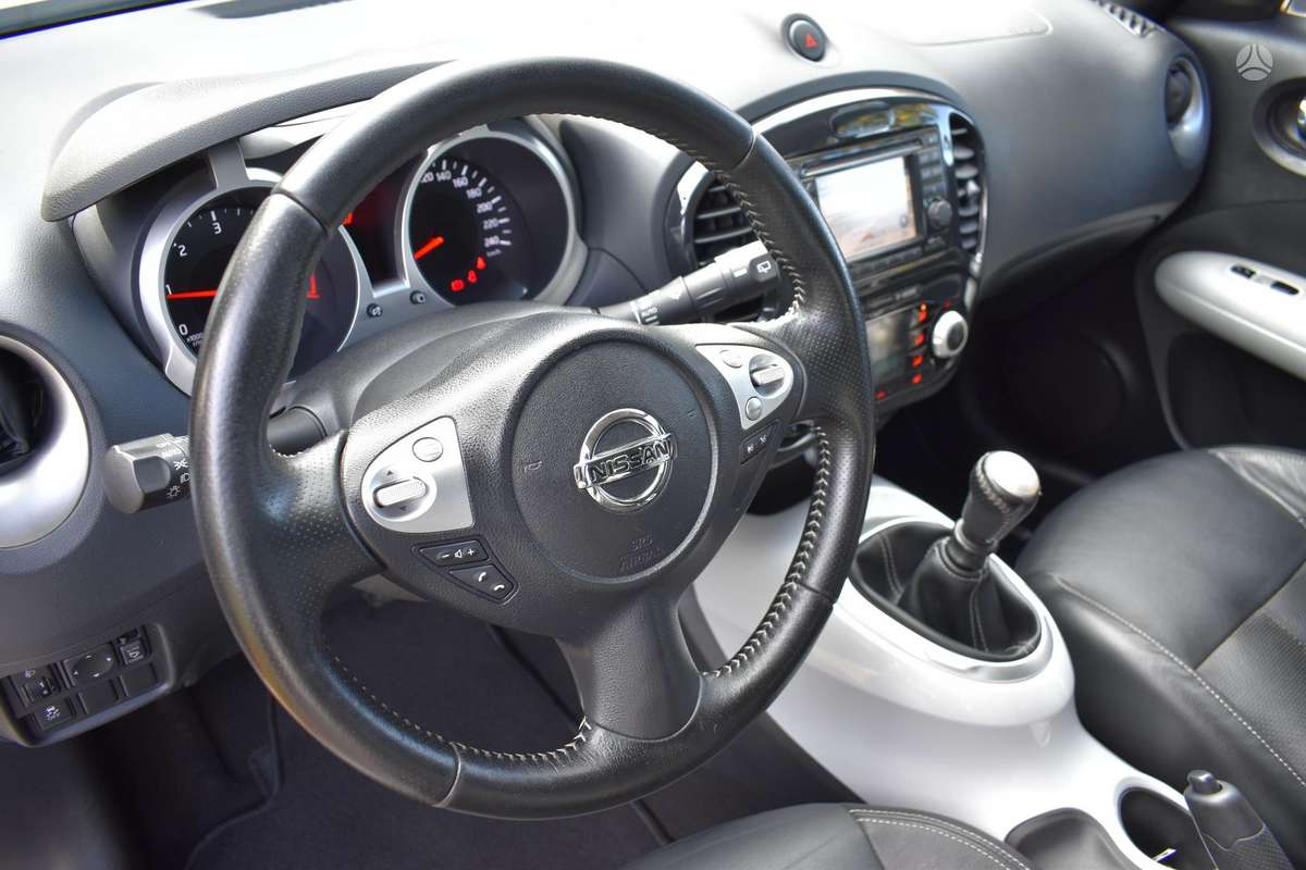 Nissan Juke 2013 — photo 8