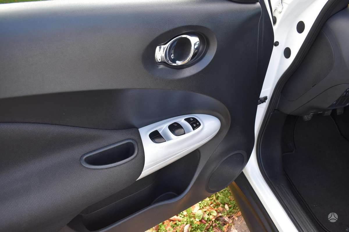 Nissan Juke 2013 — photo 9