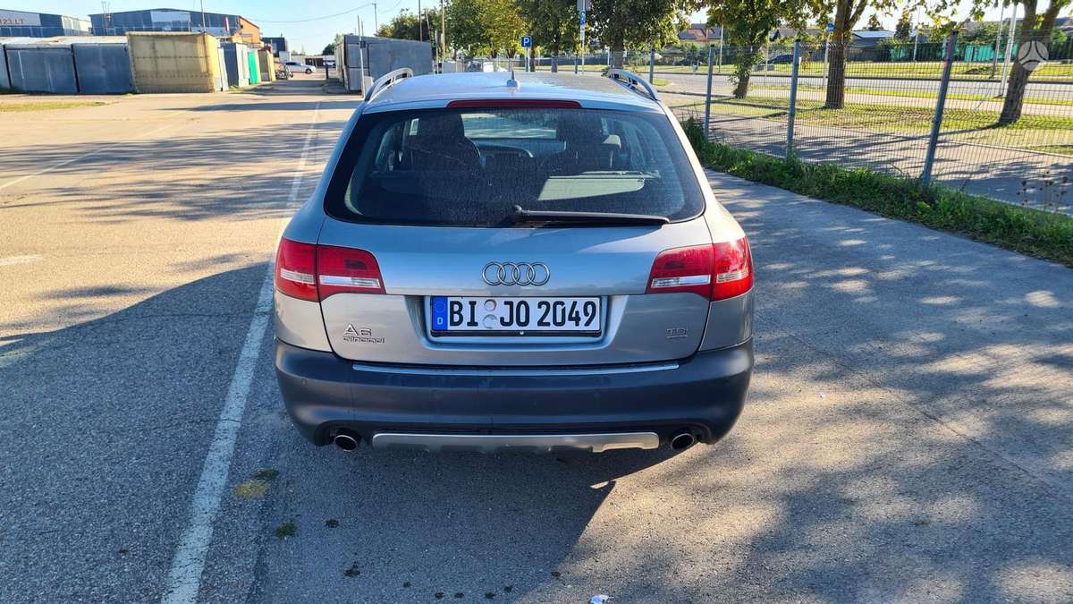 Audi A6 2010 — фото 8