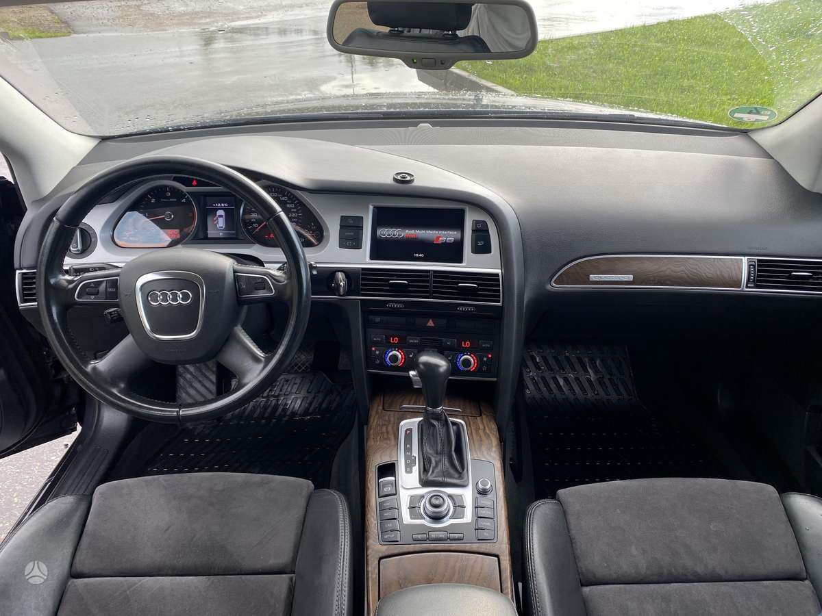 Audi A6 2010 — photo 5