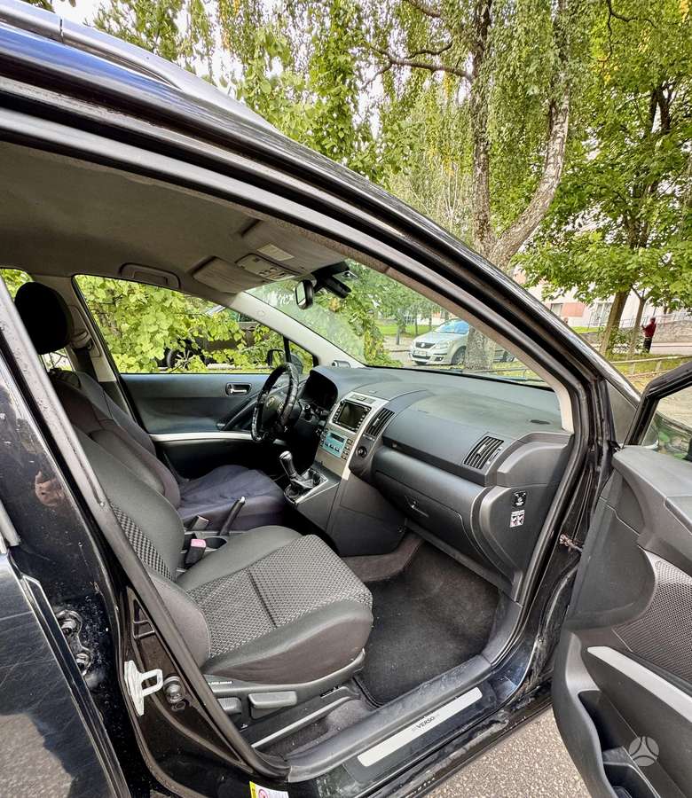 Toyota Corolla 2007 — photo 11