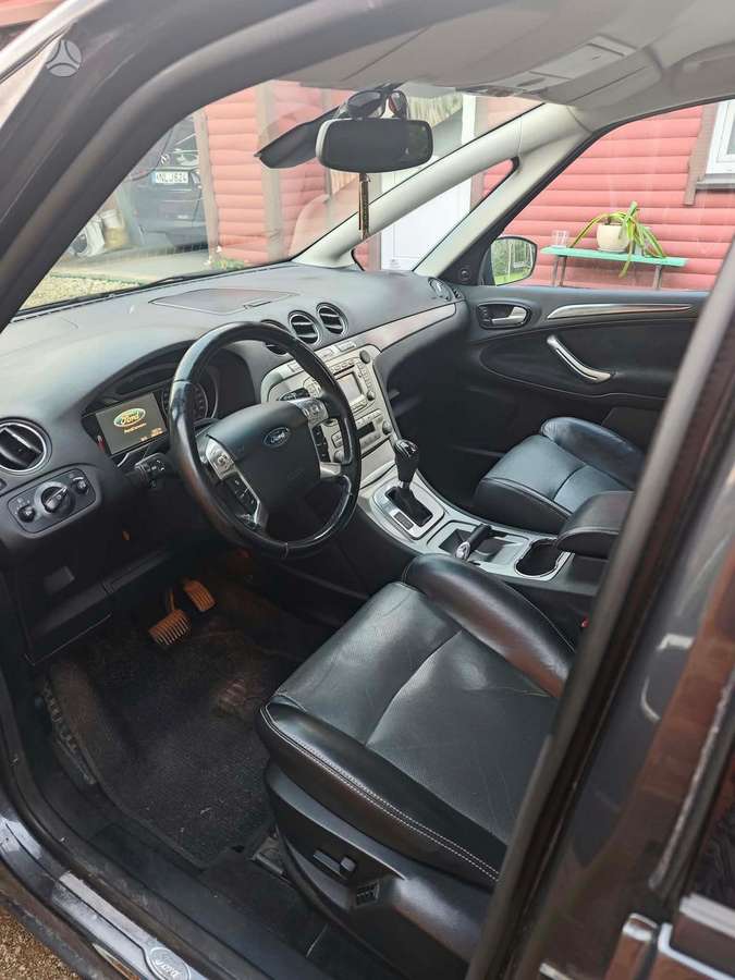 Ford S-MAX 2008 — photo 11