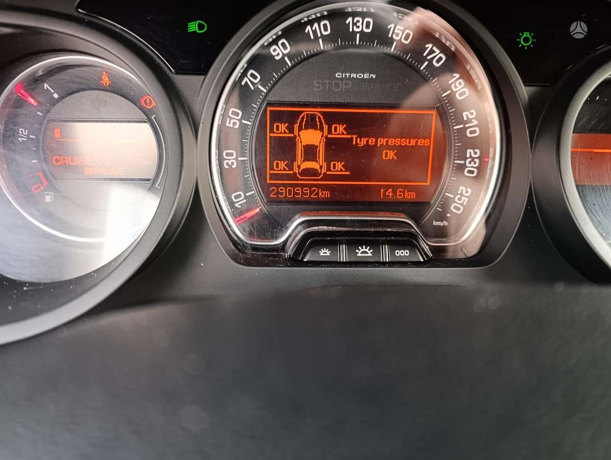 Citroen C5 2013 — photo 10