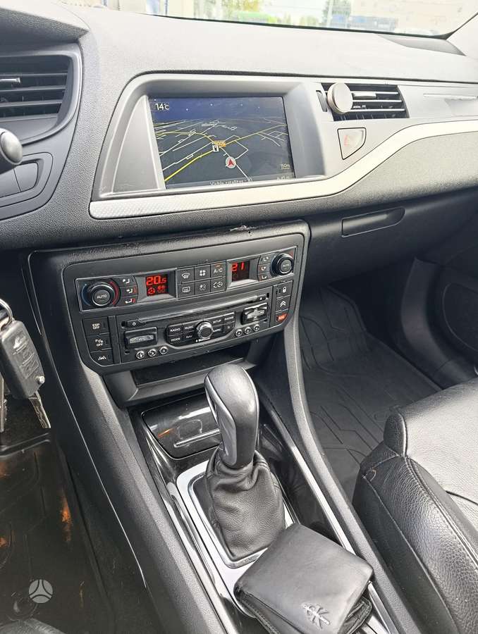 Citroen C5 2013 — photo 9