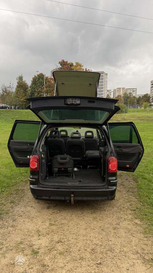 Volkswagen Sharan 2005 — photo 10