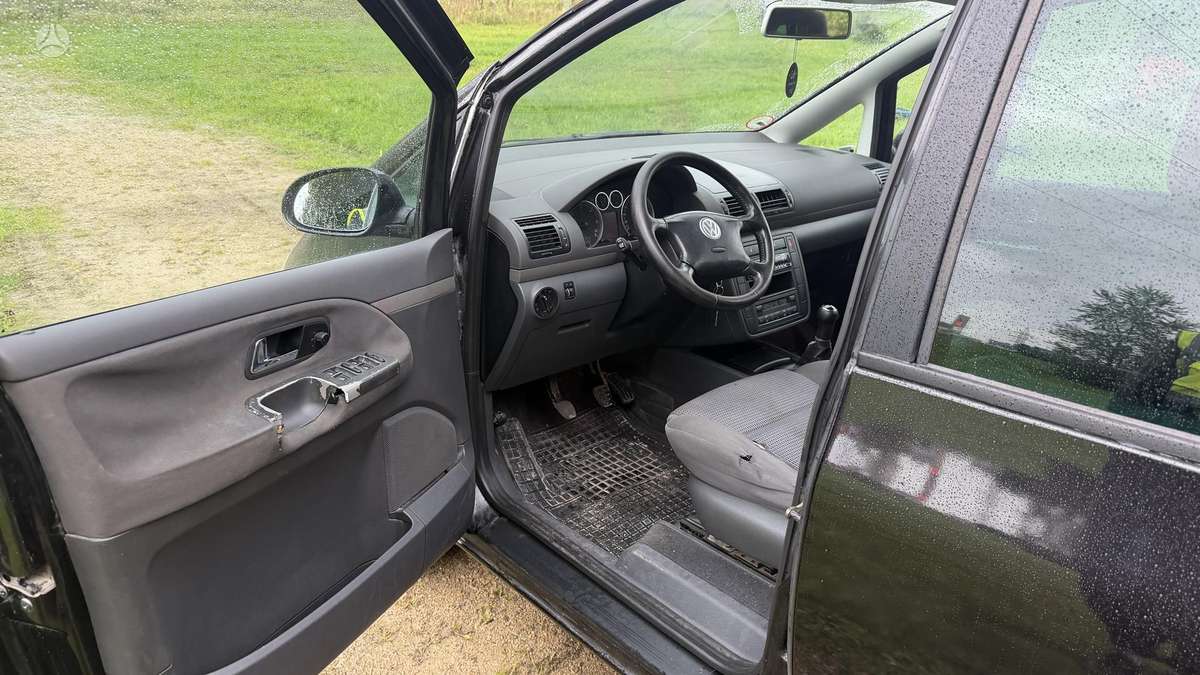 Volkswagen Sharan 2005 — photo 16