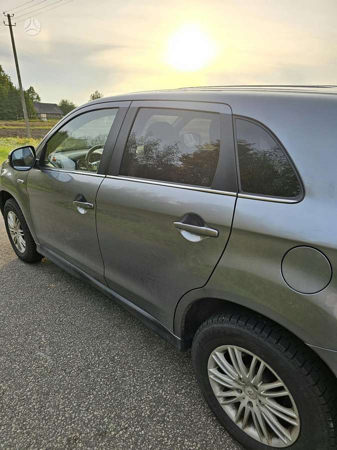 Mitsubishi ASX 2011 — rear view
