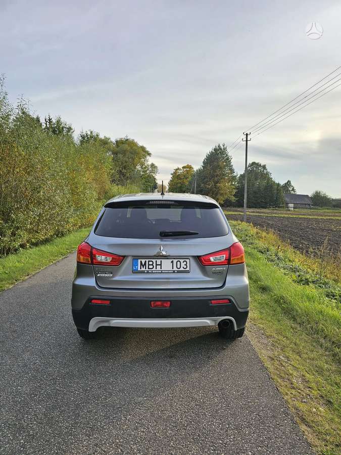 Mitsubishi ASX 2011 — photo 7