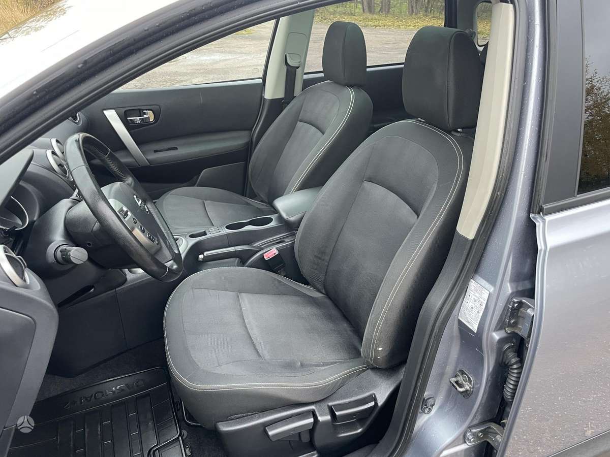 Nissan Qashqai+2 2010 — фото 10