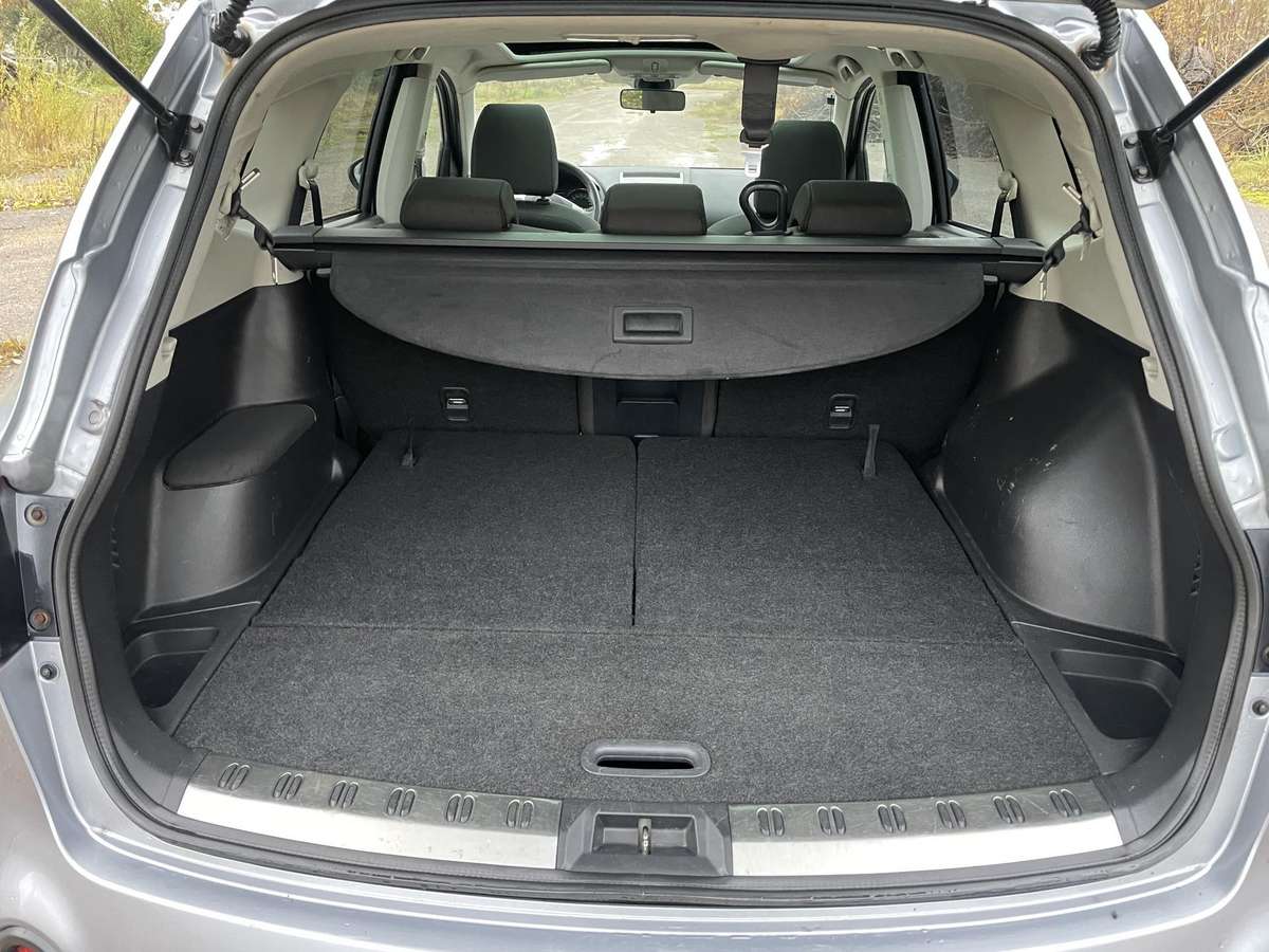 Nissan Qashqai+2 2010 — фото 15