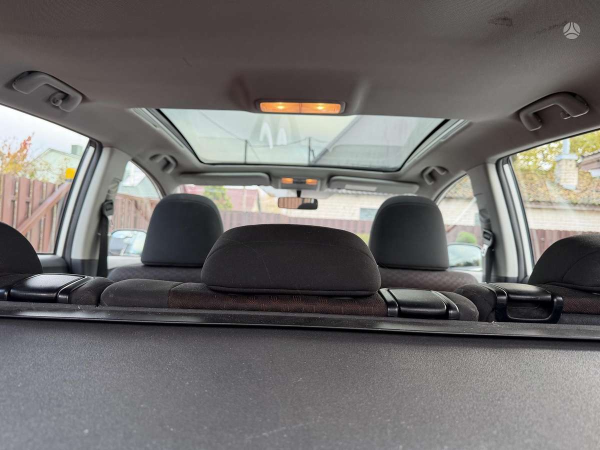 Toyota Verso 2011 — photo 14