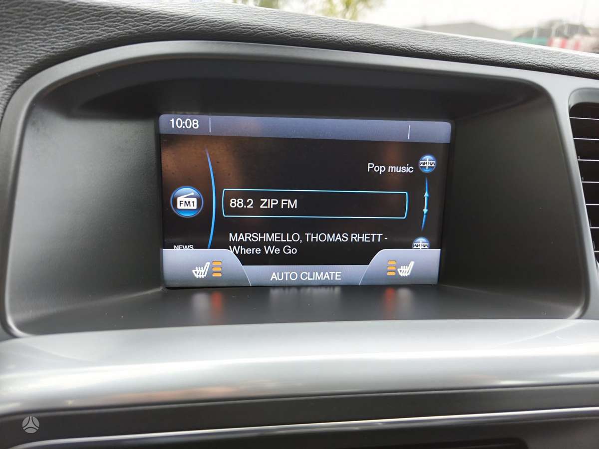 Volvo V60 2013 — photo 20