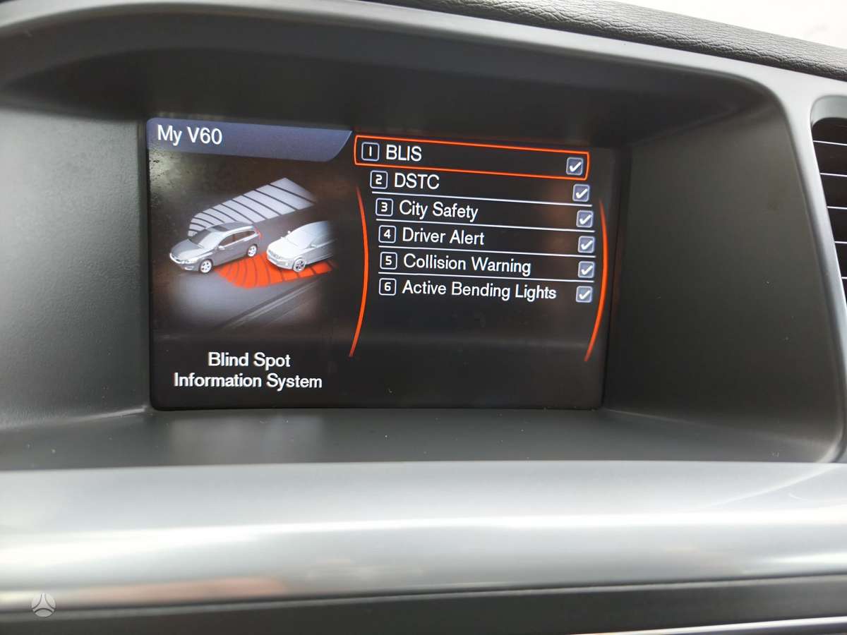 Volvo V60 2013 — photo 21