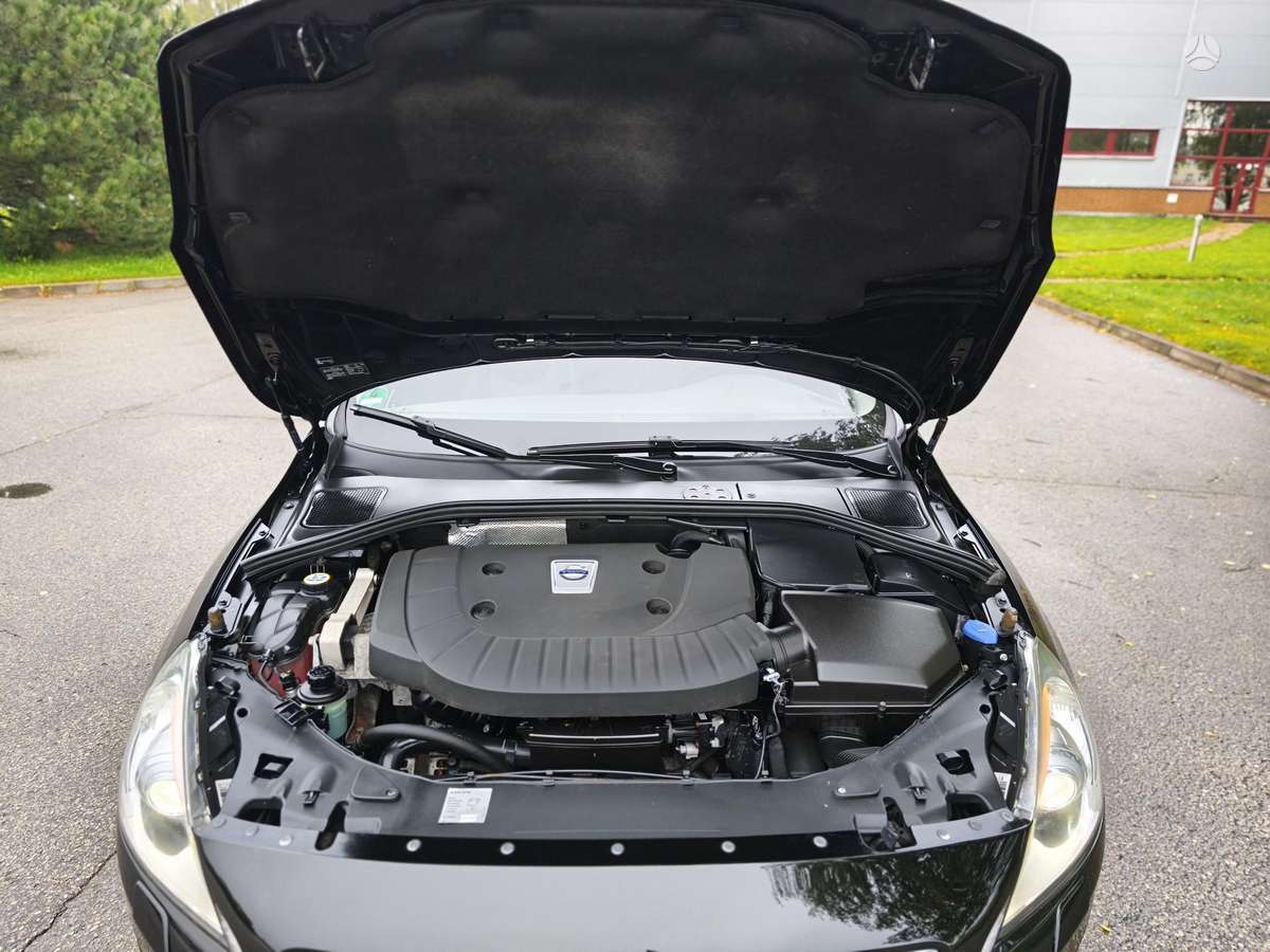 Volvo V60 2013 — photo 23