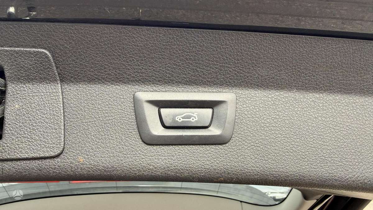 BMW 218 2015 — photo 15