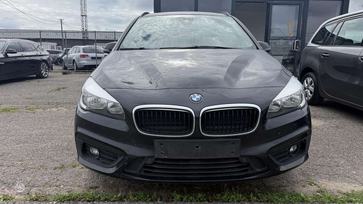 BMW 218 2015 — photo 5
