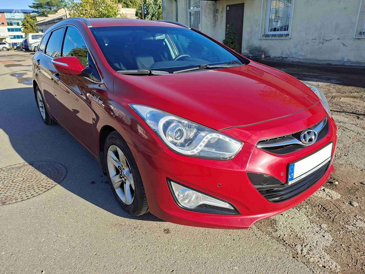 Hyundai i40, 2013